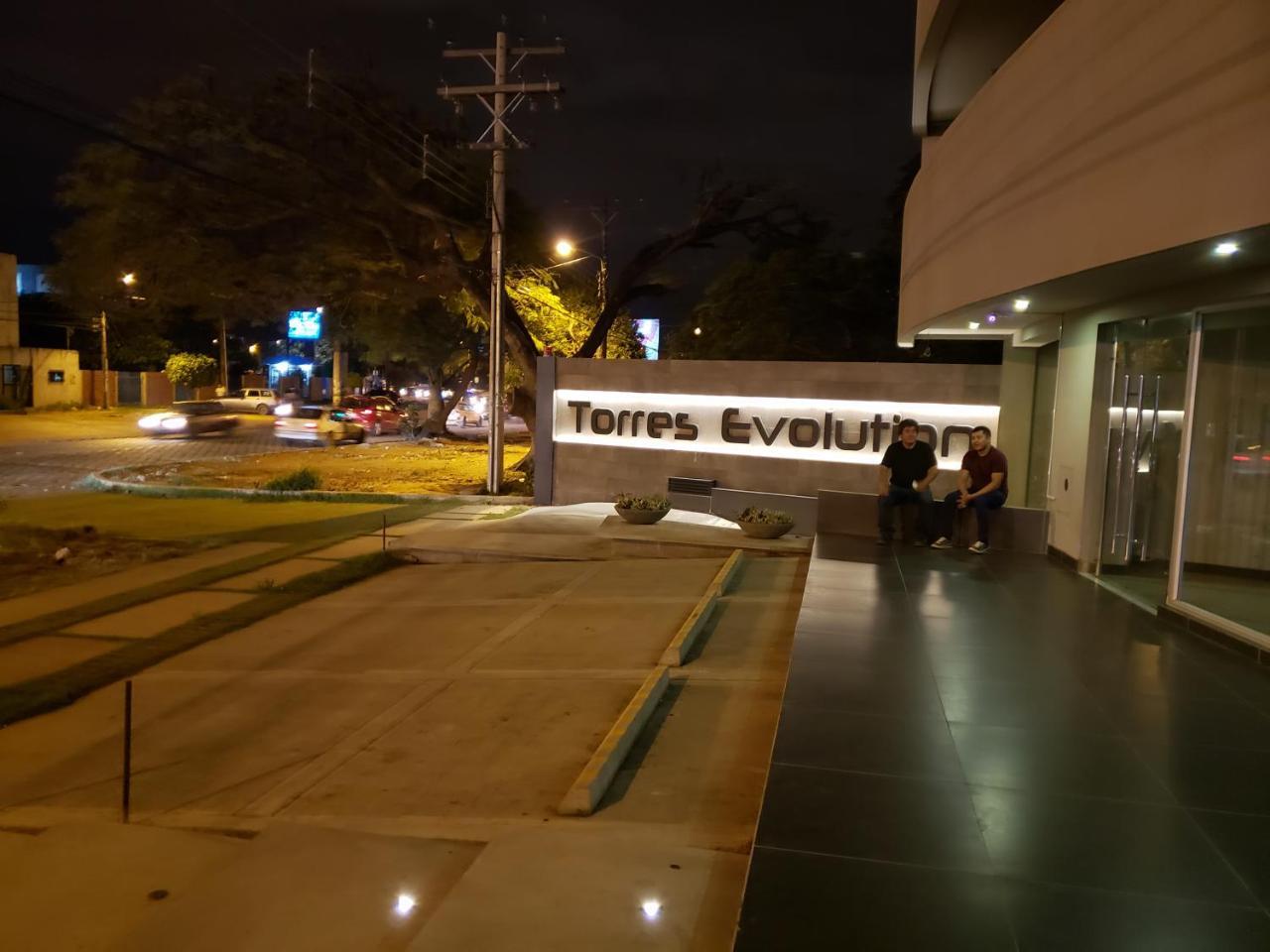 Torres Evolution Apartment ซานตาครูซเดอลาเซียร์รา ภายนอก รูปภาพ